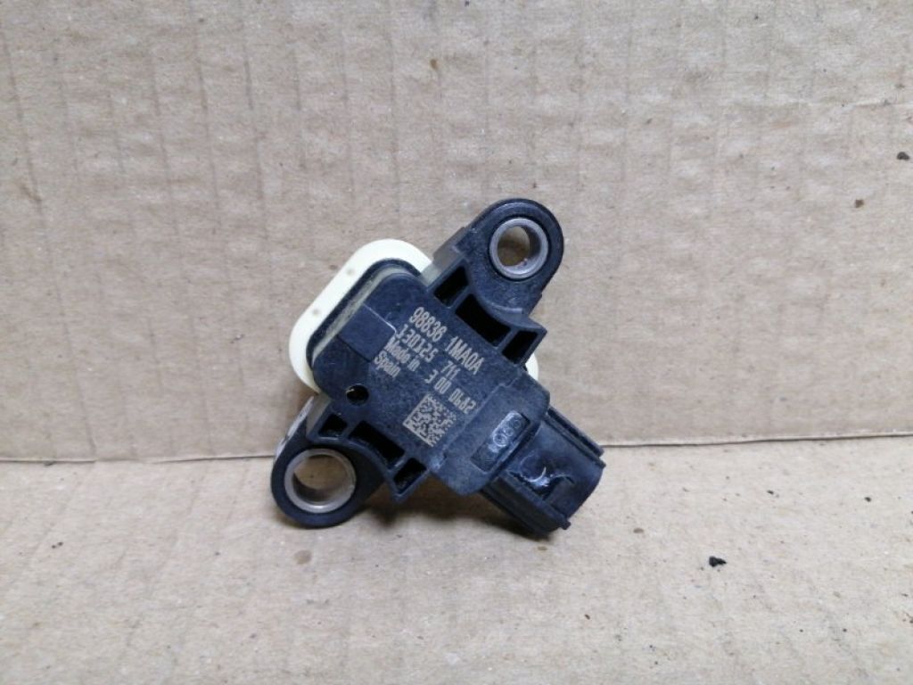 98836-1MA0A | Датчик удара передн. INFINITI QX60/JX35 12-20