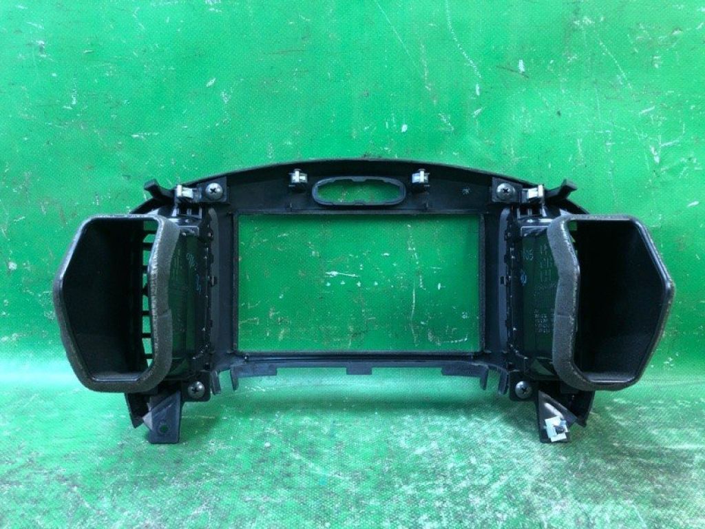 68260-1KK0A | Накладка торпедо під магнітолу NISSAN JUKE 10-19 - Фото 5