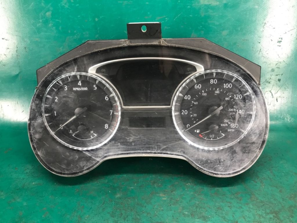 Панель приладів INFINITI QX60/JX35 12-20