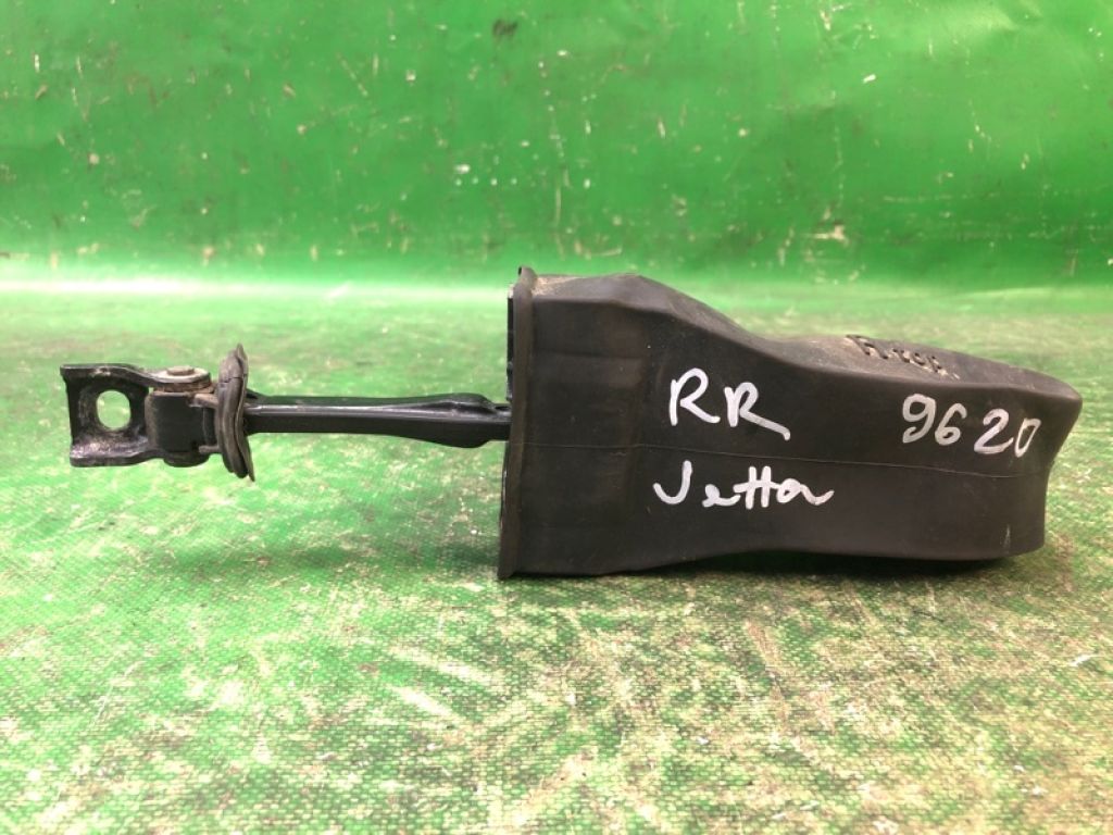 5C6 839 249 | Ограничитель двери задн. прав. VOLKSWAGEN JETTA USA 10-17