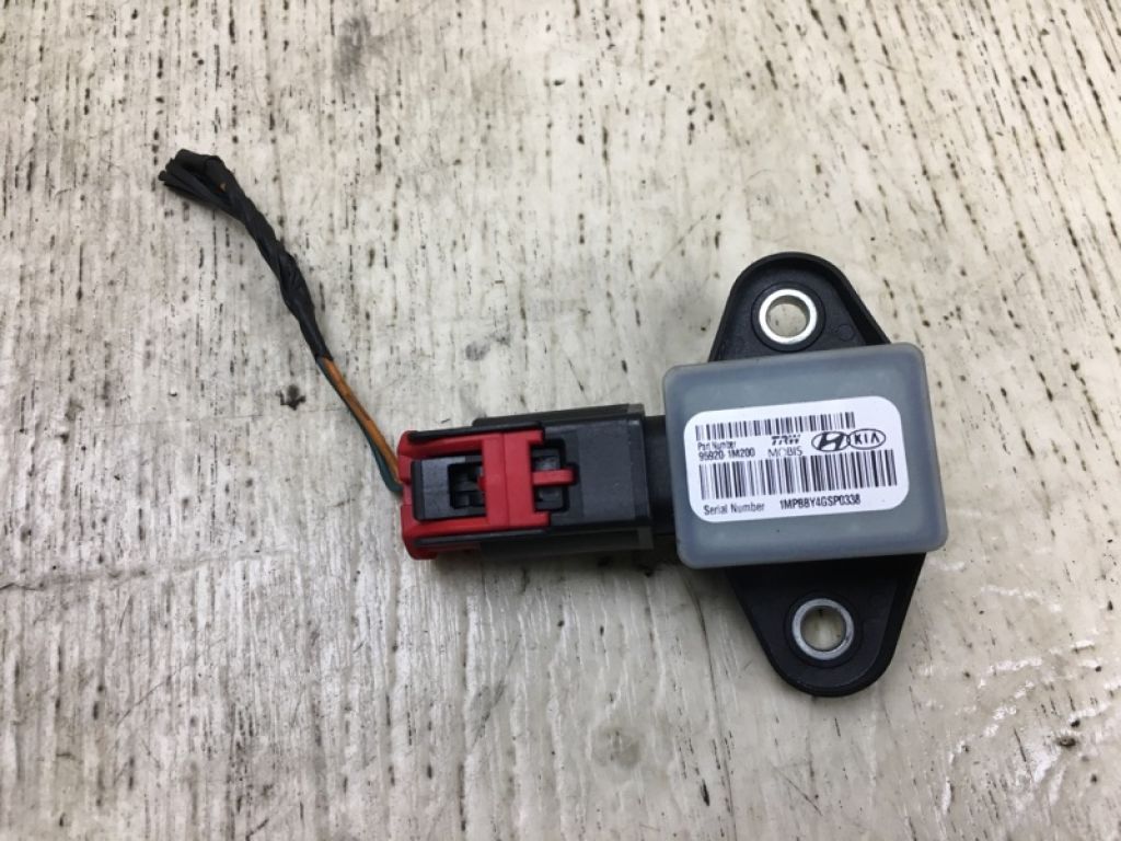 95920-1M200 | Датчик удара HYUNDAI SONATA YF 10-14 - Фото 2