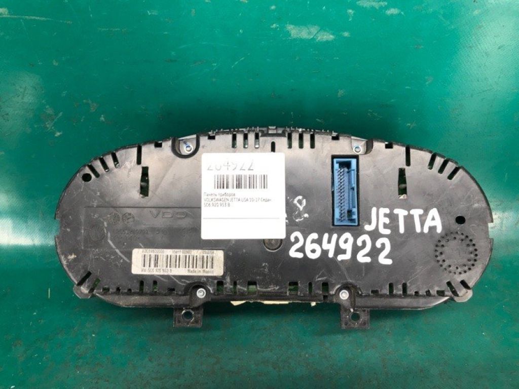 5C6 920 953 B | Панель приборов VOLKSWAGEN JETTA USA 10-17 - Фото 2