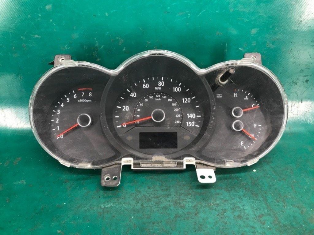 94001-1U020 | Панель приборов KIA SORENTO XM 09-14