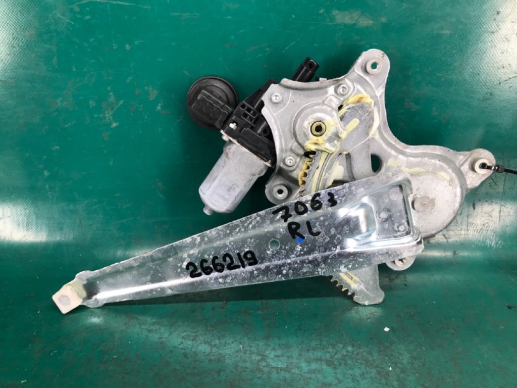 69804-06140 | Склопідйомник задн. лів. TOYOTA CAMRY 50 12-15 - Фото 2