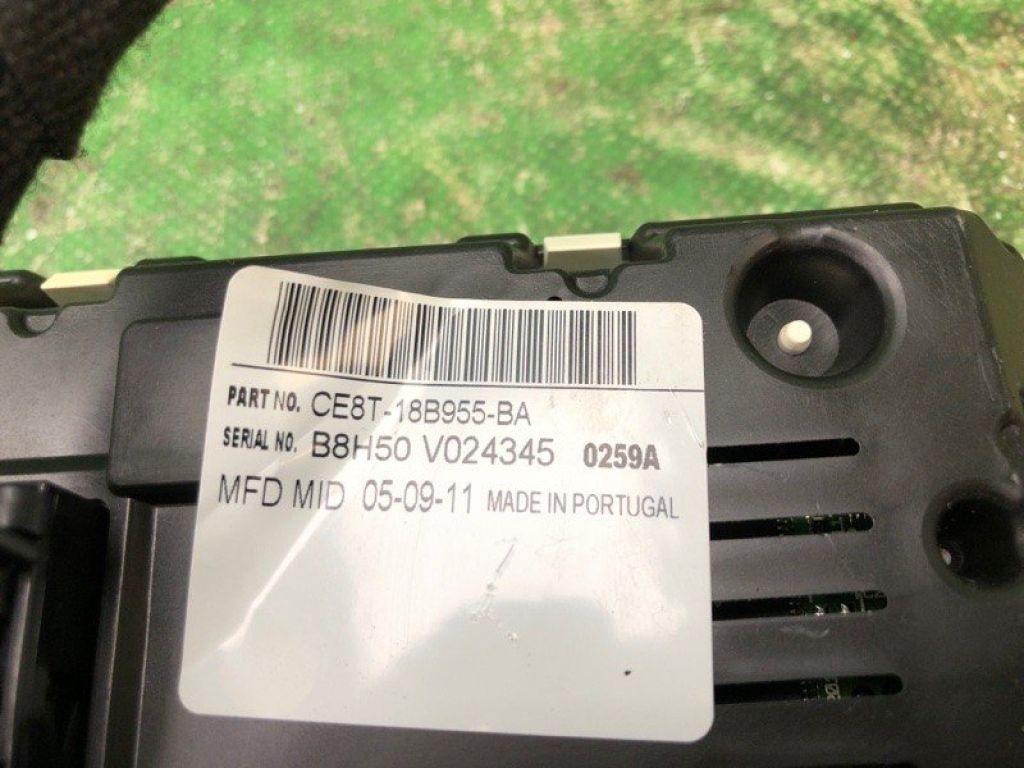 CE8Z-10D885-AA | Монитор FORD FIESTA 08-17 - Фото 4