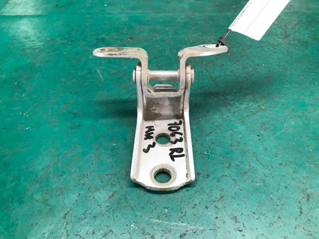 68780-02050 | Петля двері нижня задн. лів. TOYOTA CAMRY 50 12-15 - Фото 4