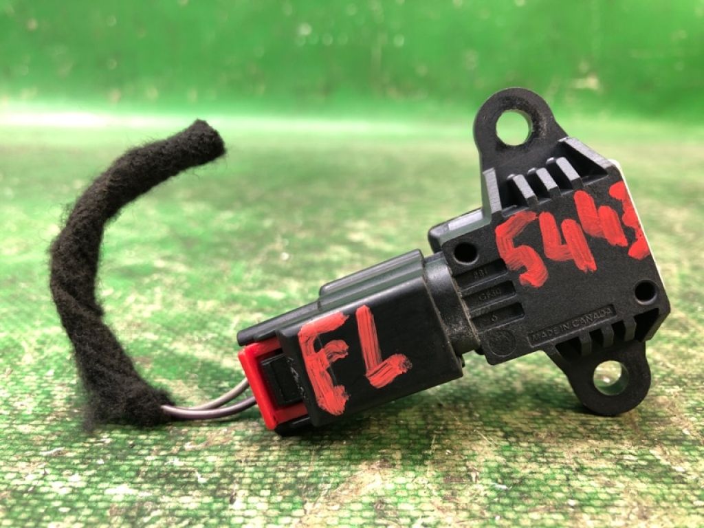 CT4Z-14B345-A | Датчик удара передн. лев. FORD FIESTA 08-17