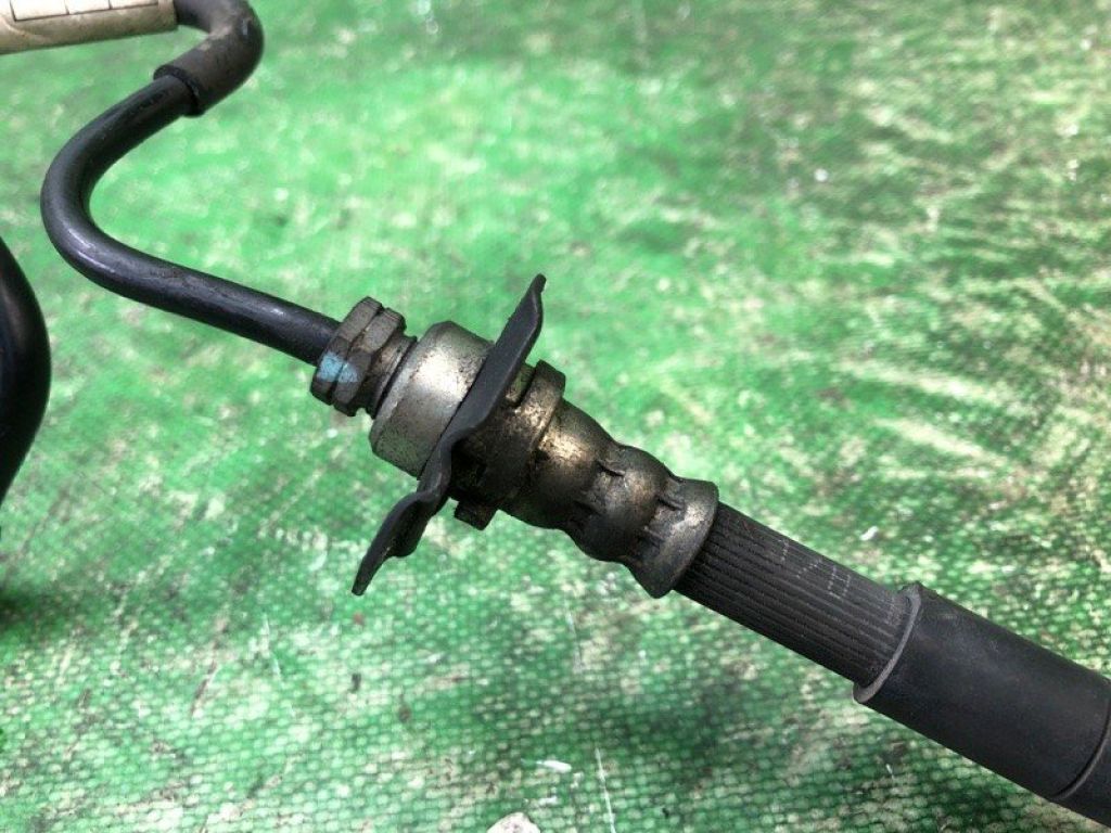 AE8Z-2268-C | Трубка тормозная задн. лев. FORD FIESTA 08-17 - Фото 4