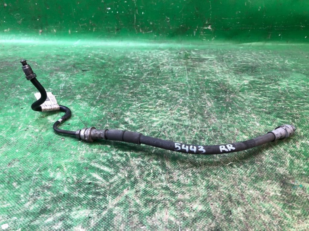 AE8Z-2267-A | Трубка гальмівна задн. прав. FORD FIESTA 08-17