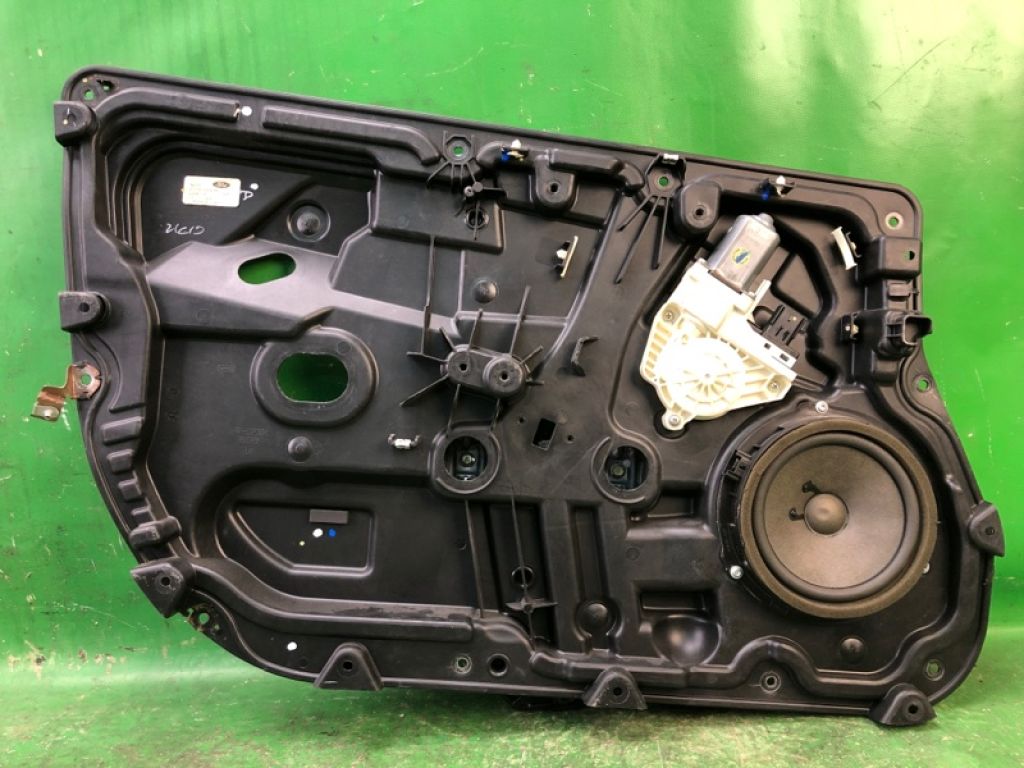 AE8Z-54235A87-A | Склопідйомник передн. лів. FORD FIESTA 08-17