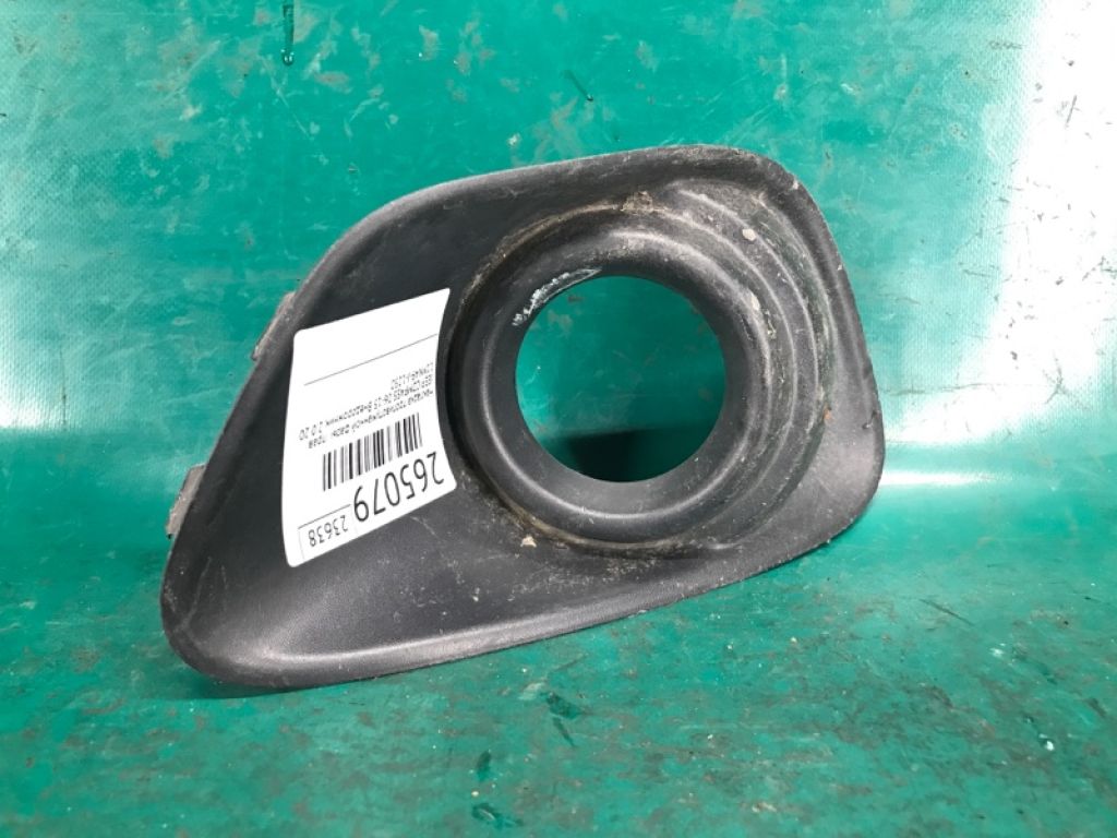 68109870AA | Накладка протитуманної фари прав. JEEP COMPASS 06-16