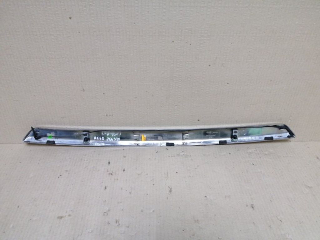 90818-3JA0A | Накладка крышки багажника INFINITI QX60/JX35 12-20 - Фото 3