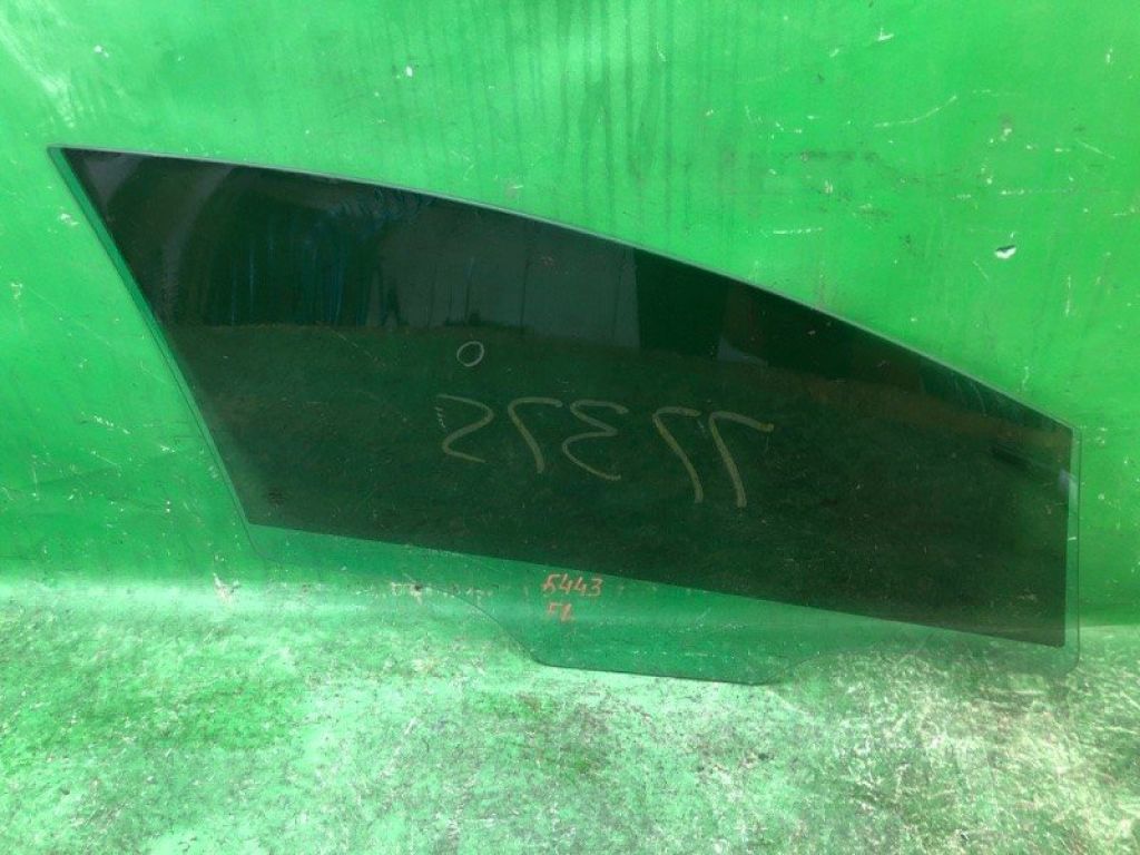 BE8Z-5421411-A | Скло дверей передн. лів. FORD FIESTA 08-17 - Фото 4