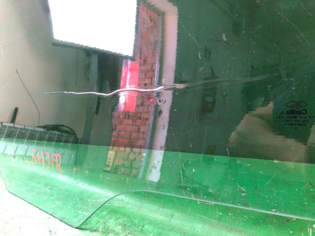 BE8Z-5421410-A | Стекло двери передн. прав. FORD FIESTA 08-17 - Фото 4