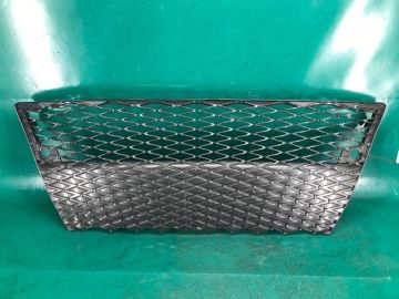 Решітка переднього бампера LEXUS IS250/350 13-20