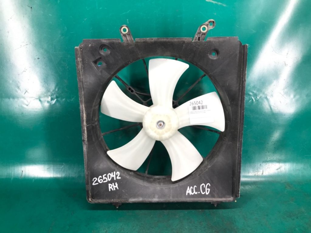 19015-PAA-A01 | Дифузор вентилятора основного радіатора прав. HONDA ACCORD CG 97-02