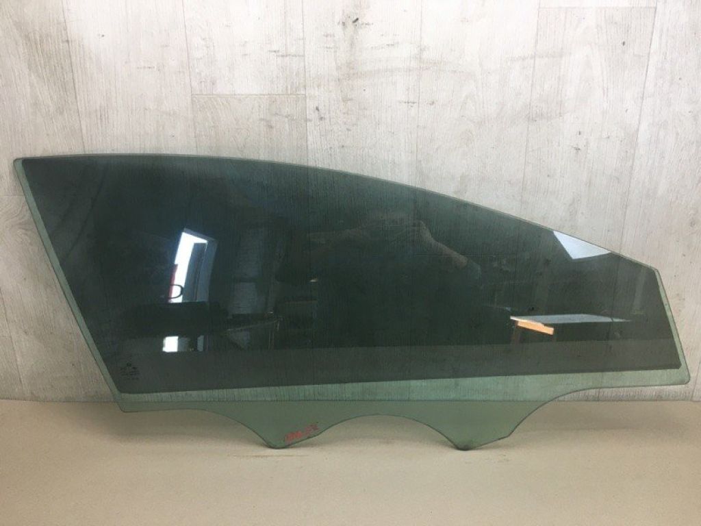 82421-3S010 | Стекло двери передн. прав. HYUNDAI SONATA YF 10-14