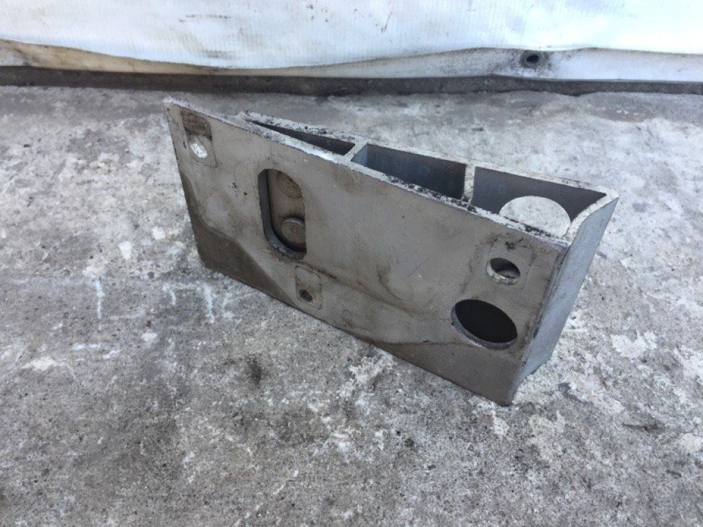 85210-3JA0A | Кронштейн усилителя заднего бампера прав. INFINITI QX60/JX35 12-20 - Фото 3