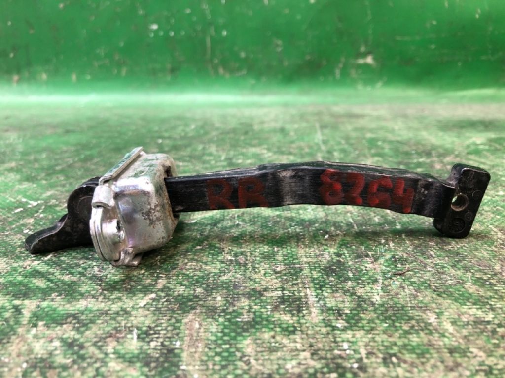 79490-2K000 | Обмежувач дверей задн. прав. KIA SOUL AM 08-13