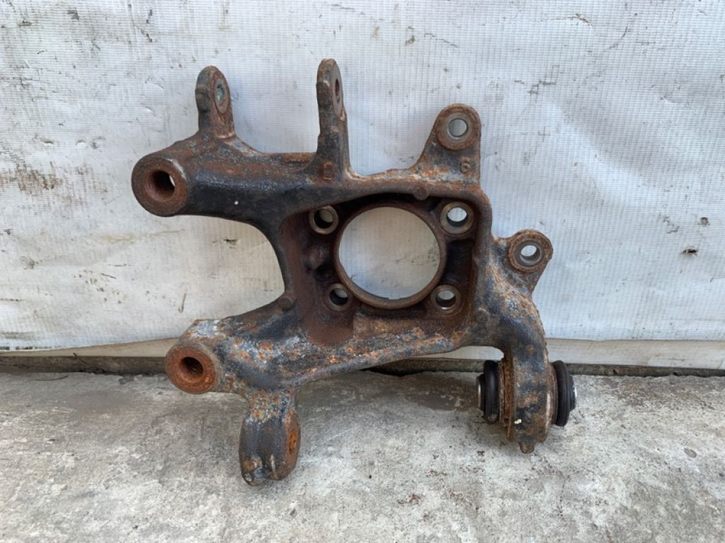 42304-12240 | Цапфа прав. LEXUS CT200 11-17 - Фото 4