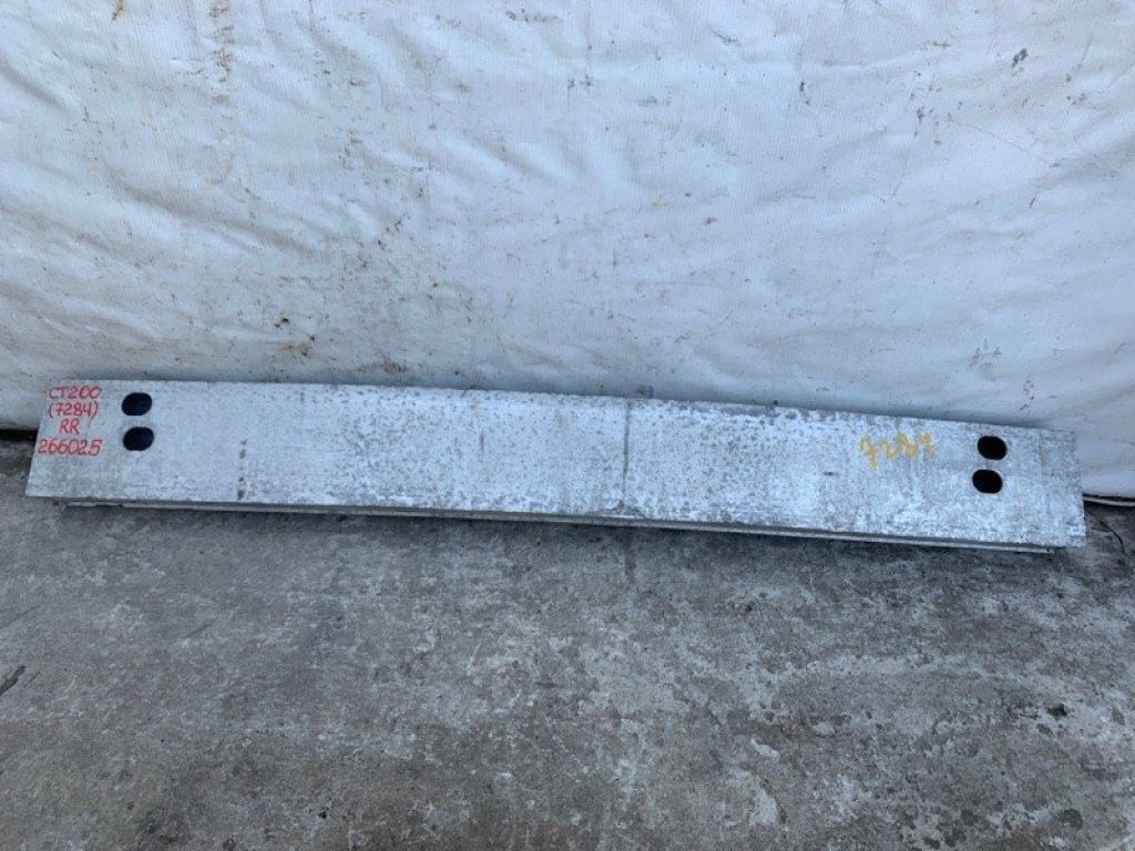 52023-76010 | Усилитель заднего бампера LEXUS CT200 11-17