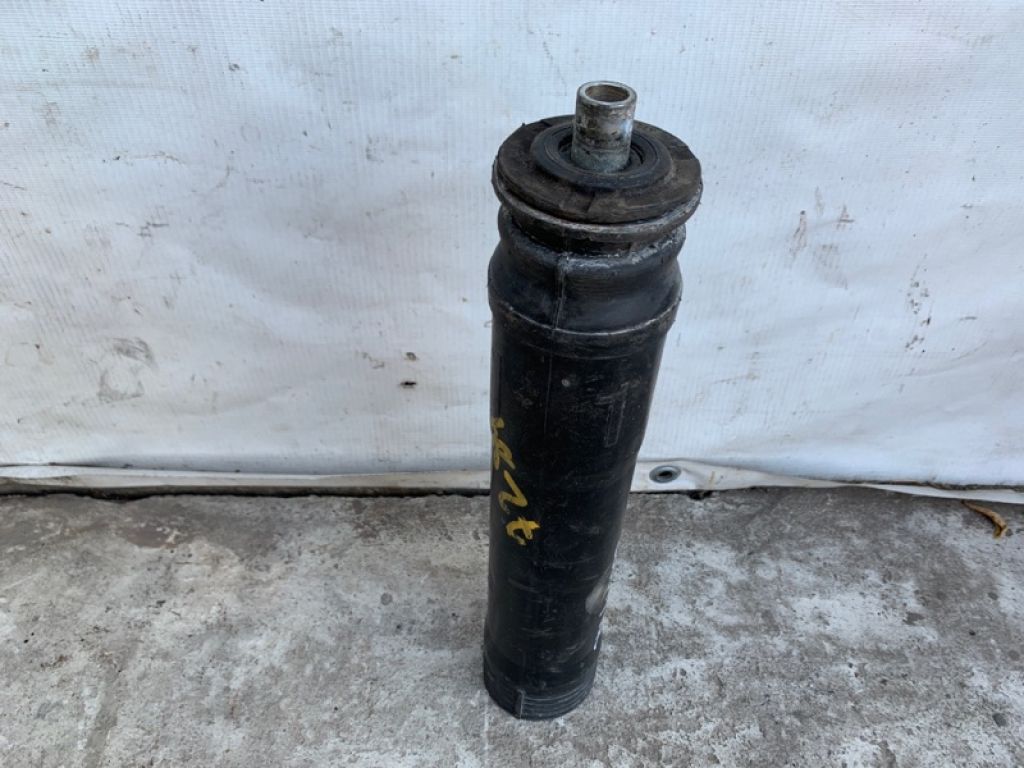 48341-75010 | Пыльник амортизатора задн. LEXUS CT200 11-17 - Фото 2