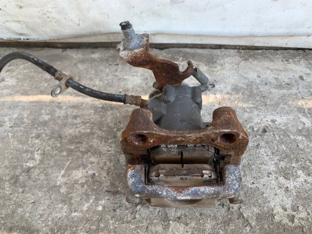 47830-12240 | Супорт гальмівний задн. прав. LEXUS CT200 11-17 - Фото 4