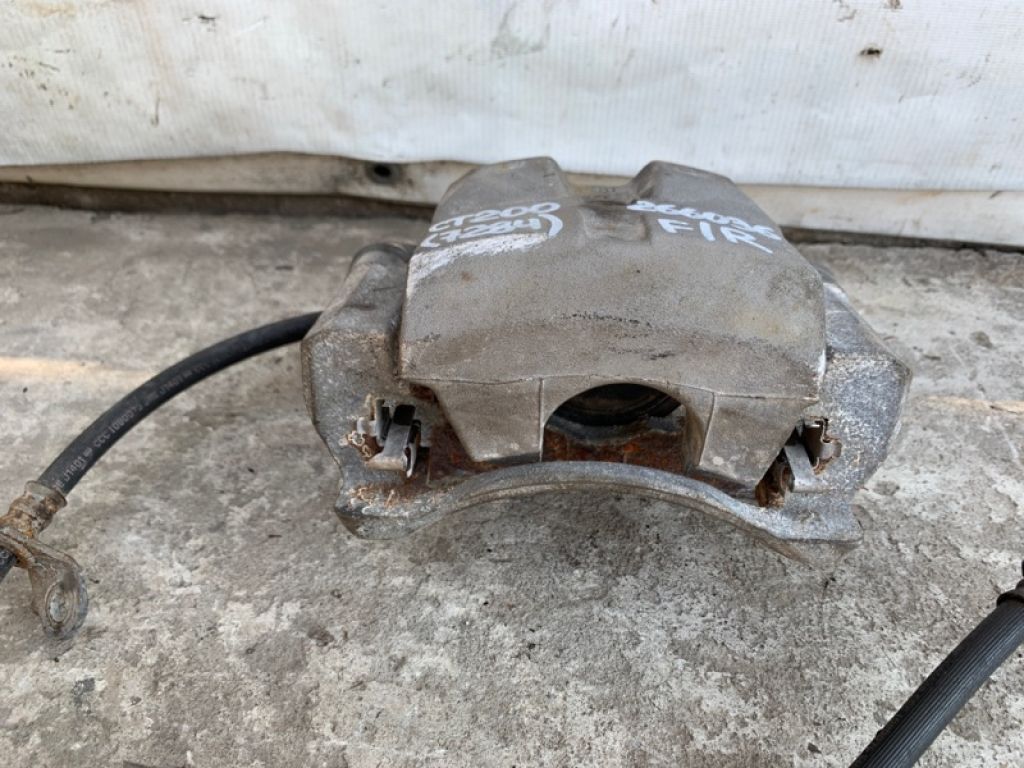 47730-47060 | Суппорт тормозной передн. прав. LEXUS CT200 11-17 - Фото 2