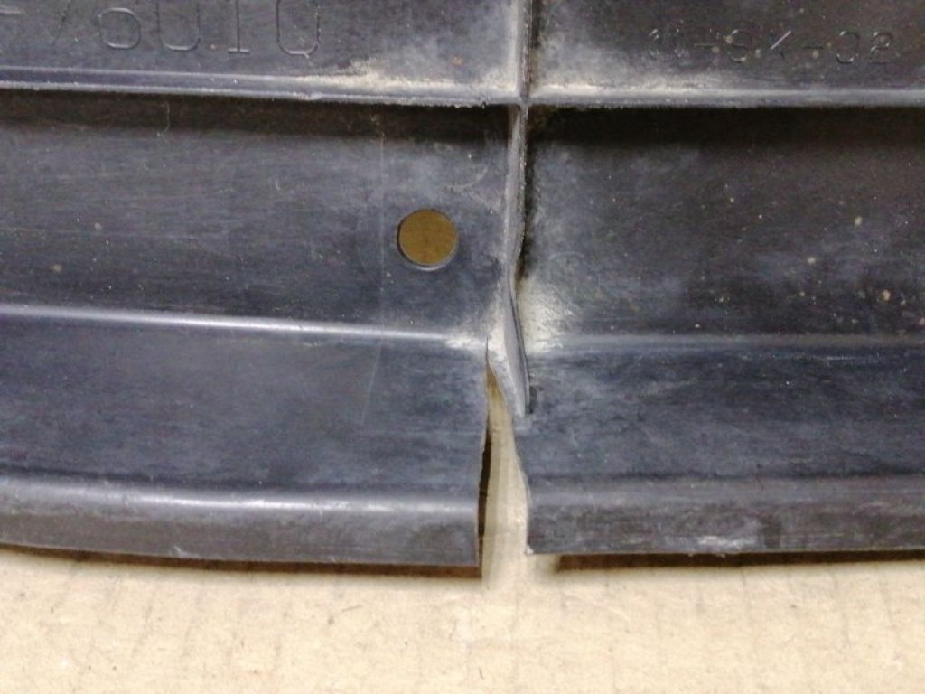 57627-76010 | Захист дну задн. прав. LEXUS CT200 11-17 - Фото 3