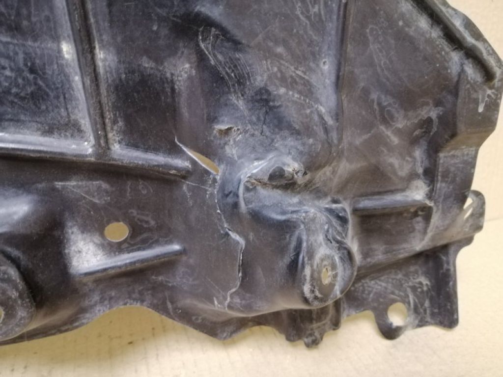 52618-76020 | Захист переднього бампера LEXUS CT200 11-17 - Фото 3