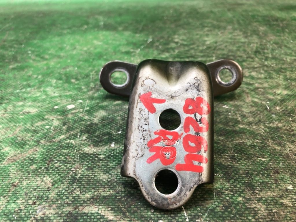 79320-3K000 | Петля двері нижня задн. прав. KIA SOUL AM 08-13