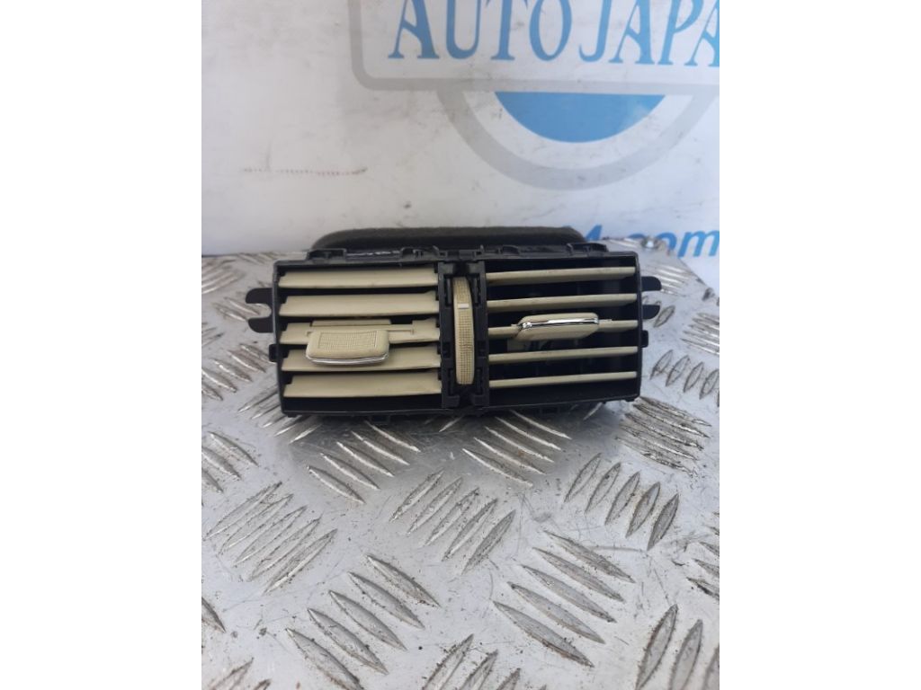 68794-4GA0B | Дефлектор повітряний задн. INFINITI Q50 15-20