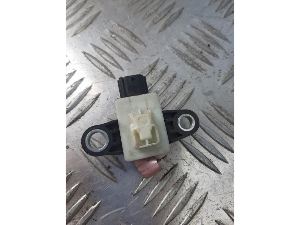 98836-3TA5B | Датчик удару прав. NISSAN ALTIMA L33 12-18 - Фото 2