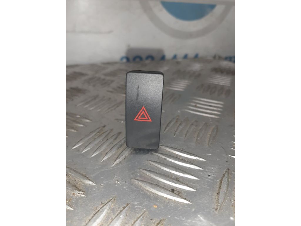 KD45-66-4H0 | Кнопка аварійної сигналізації MAZDA CX-5 (KE) 11-17