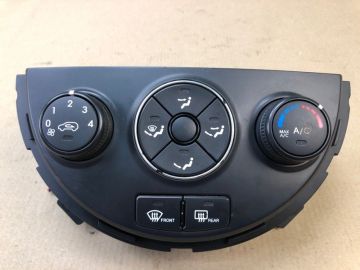 Блок управления печкой KIA SOUL AM 08-13