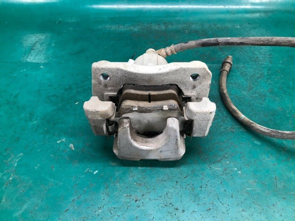 47850-06110 | Суппорт тормозной задн. лев. TOYOTA CAMRY 50 12-15 - Фото 4