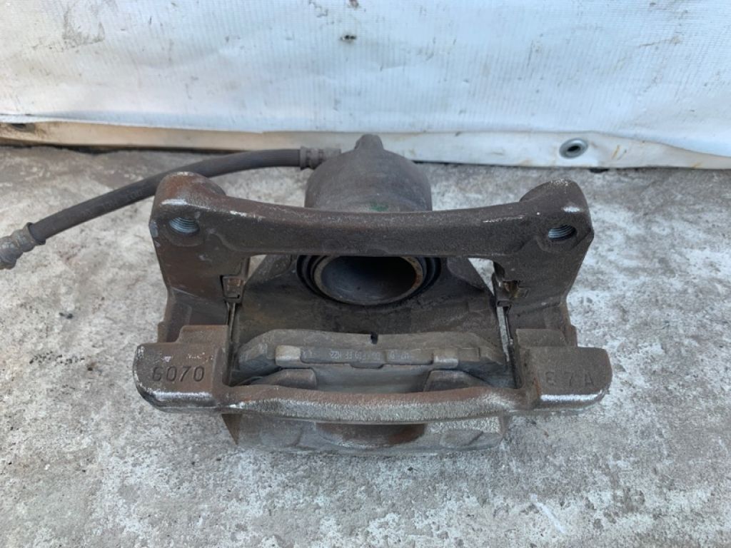 K0Y1-33-99Z | Супорт гальмівний передн. лів. MAZDA CX-5 (KE) 11-17 - Фото 4