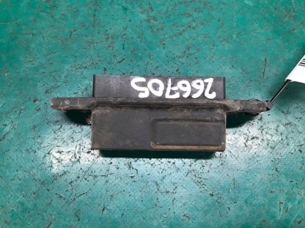 84840-0T010 | Кнопка открывания багажника наружная TOYOTA CAMRY 50 12-15