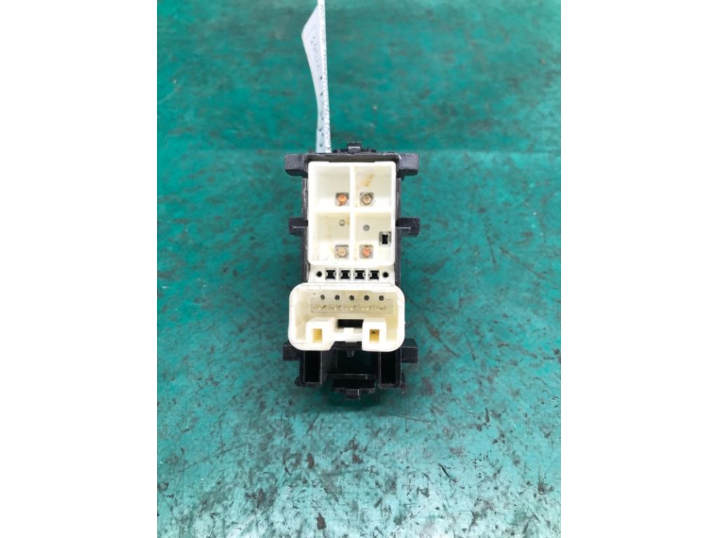 84810-06030 | Кнопка стеклоподъемника передн. прав. TOYOTA CAMRY 50 12-15 - Фото 4