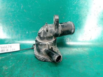 Корпус термостата TOYOTA CAMRY 50 12-15
