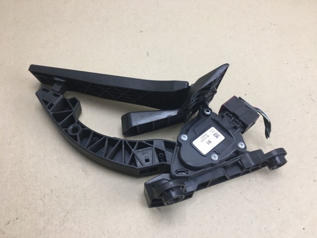 32700-3S110 | Педаль газу HYUNDAI SONATA YF 10-14 - Фото 2