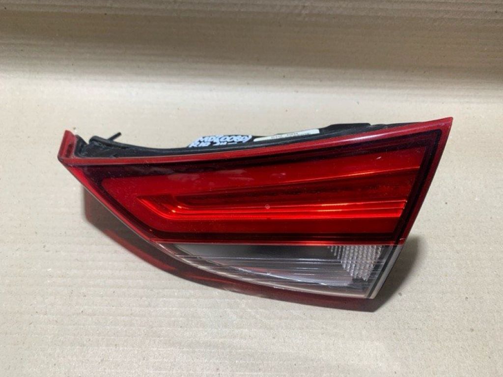 92404-3Y510 | Фонарь внутренний прав. HYUNDAI ELANTRA MD 10-15 - Фото 2