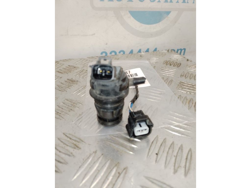85330-21010 | Насос омивача скла LEXUS GS350 GS300 05-11 - Фото 4