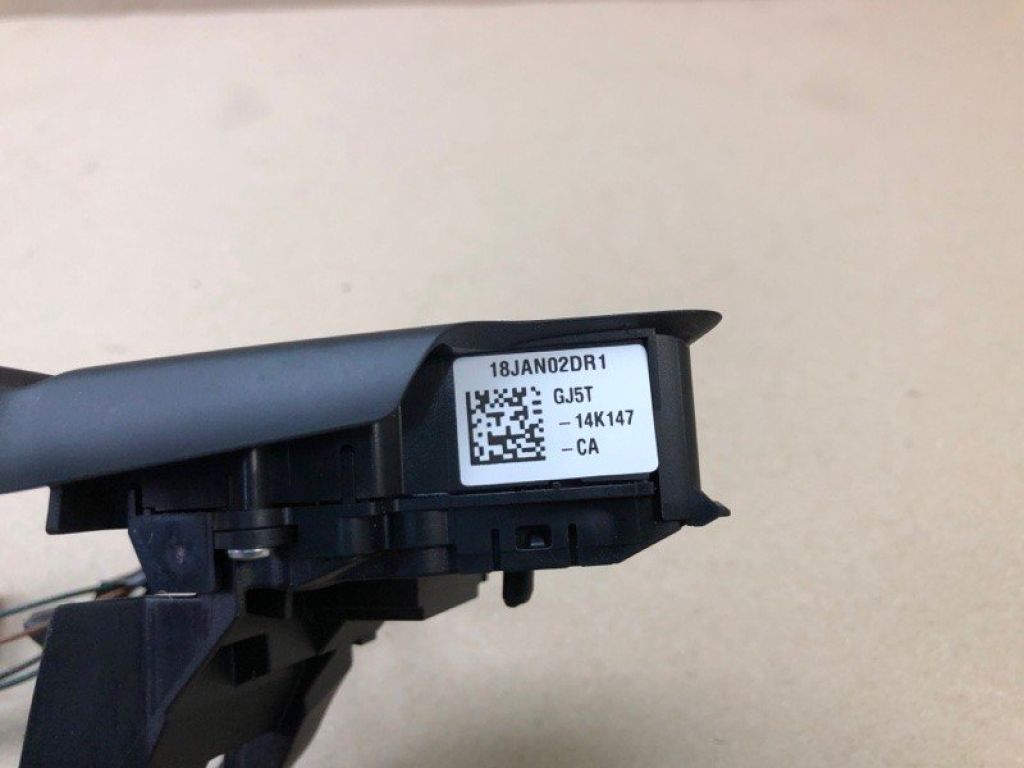 F1EZ-9C888-D | Кнопки на руль FORD FOCUS 10-18 - Фото 9