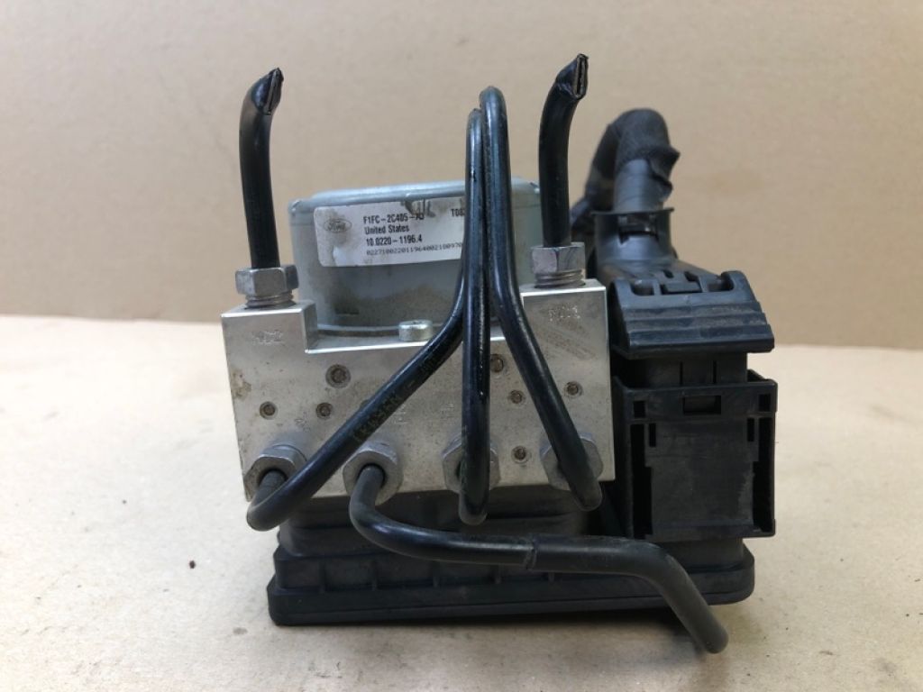 F1FZ-2C405-L | Блок ABS FORD FOCUS 10-18