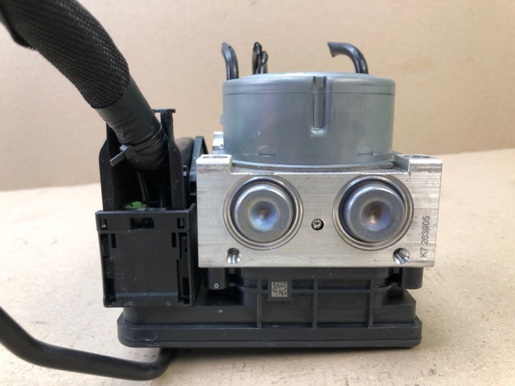 F1FZ-2C405-L | Блок ABS FORD FOCUS 10-18 - Фото 6