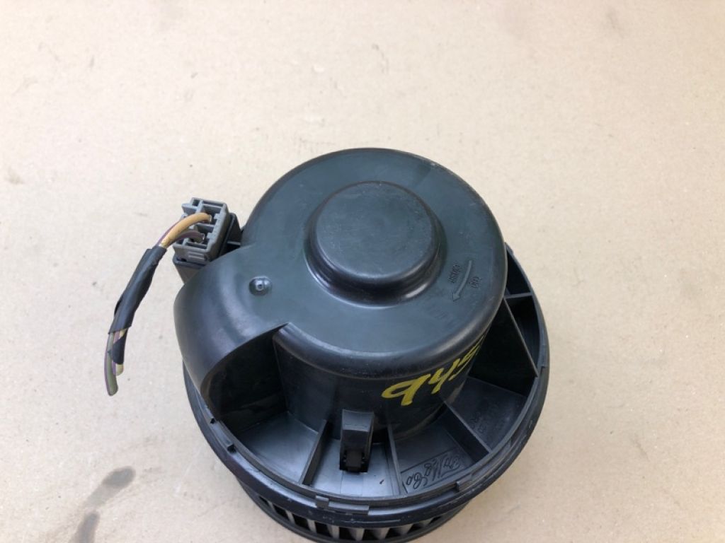 H1FZ-19805-B | Моторчик печки FORD FOCUS 10-18 - Фото 3