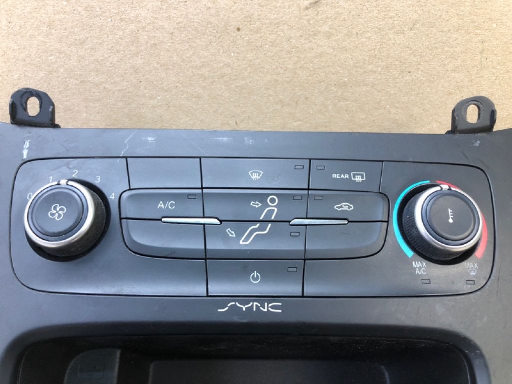 F1EZ-19980-T | Блок керування піччю FORD FOCUS 10-18 - Фото 4