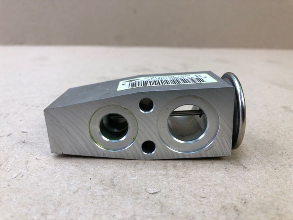 GV6Z-19849-A | Клапан кондиционера FORD FOCUS 10-18 - Фото 6