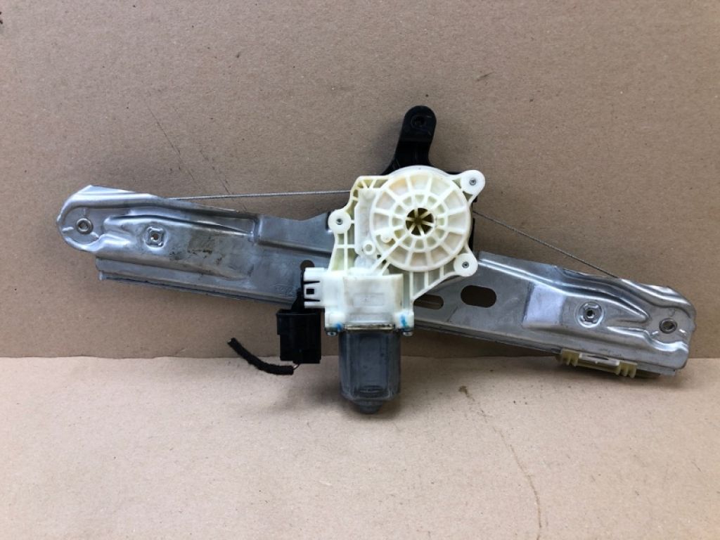 CM5Z-5827000-A | Стеклоподъемник задн. прав. FORD FOCUS 10-18 - Фото 3